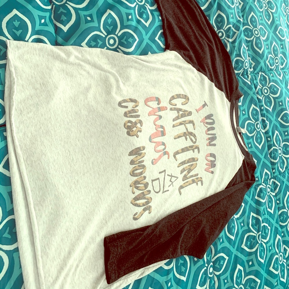 Quarter sleeve shirt